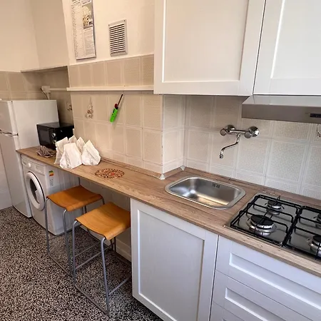 Apartman Trama - By Turent *